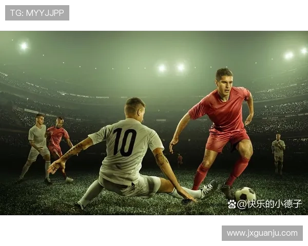 帝王风范的足球明星们在绿茵场上的传奇与荣耀